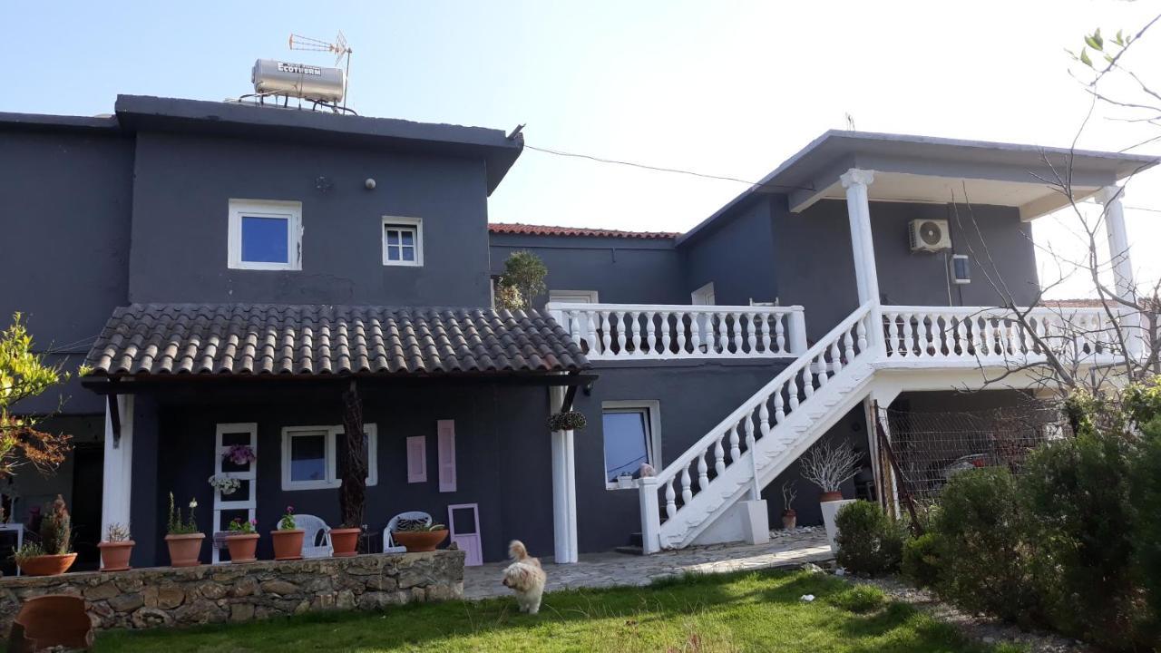 Garden Rooms Pirgos Psilonerou Exterior foto